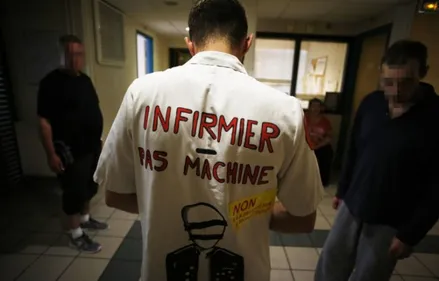 Après les gilets jaunes, les blouses blanches