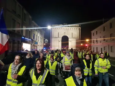 Les Gilets Jaunes en action à Châlons