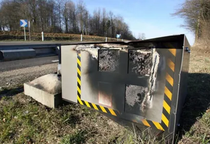 Là où la contestation passe, les radars trépassent