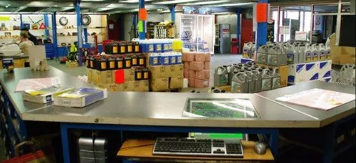 Poste de magasinier vendeur pièces détachées