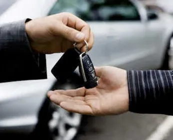 Poste de vendeur automobile