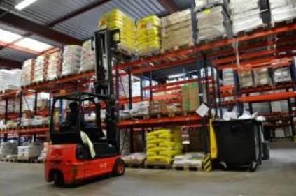 Poste de magasinier cariste