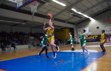 Dernière danse pour la Capitaine des Panthères.