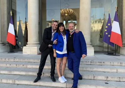 La Maison Caffet voit triple.