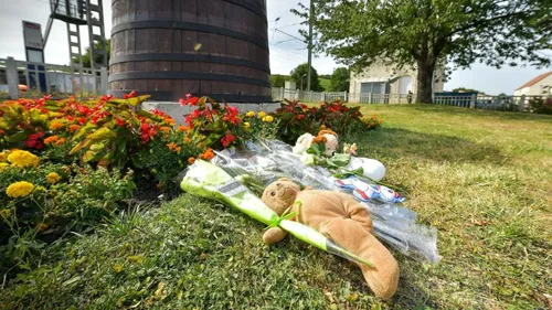 Rassemblement en hommage aux victimes du drame d'Avenay-Val-d'Or