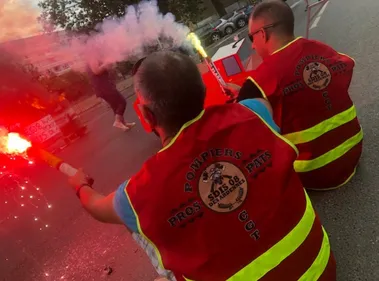 Les pompiers voient rouge