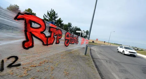 Affiches de gilets jaunes pour Steve Maia à Châlons