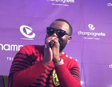 Vidéo : Le bateau de Gims en feu!