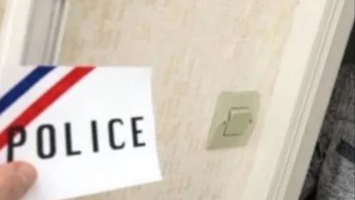 Une femme âgée agressée par de faux policiers