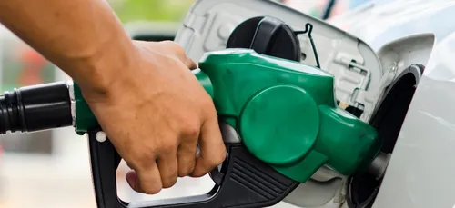 Une station service a distribué de l'essence gratuitement