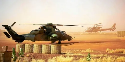 Hommages après la mort de 13 militaires français