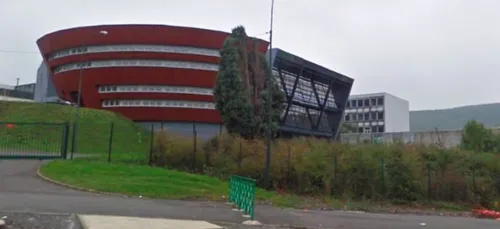 Série noire au lycée Jean Moulin à Revin