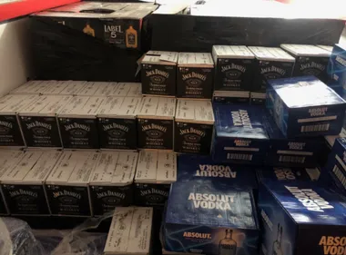 Ils transportaient 3 000 litres d'alcool de contrebande