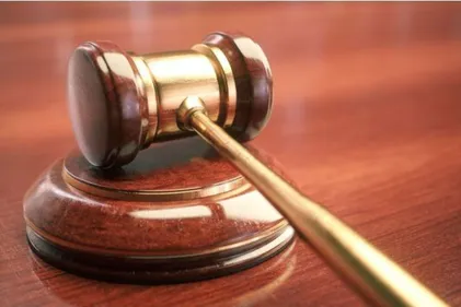 Condamné pour la mort par overdose d'une adolescente