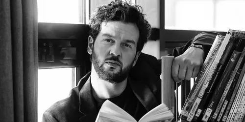 Claudio Capéo en dévoile un peu plus sur son prochain album