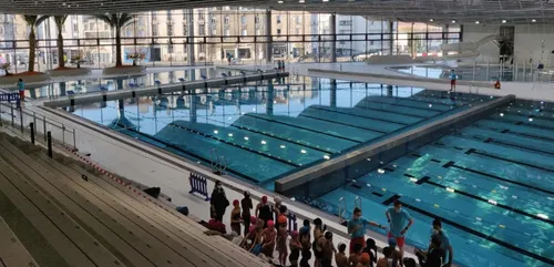 Les enfants, premiers chanceux à tester le complexe aqualudique à...