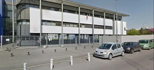 Un lycéen en garde à vue après avoir menacé une enseignante