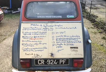 Sa voiture lui sert d'attestation