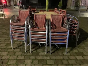 Les restaurateurs tapent du poing sur la table