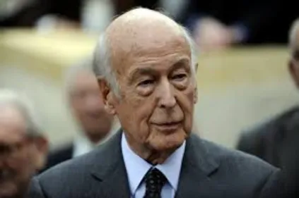 Valéry Giscard d'Estaing est mort
