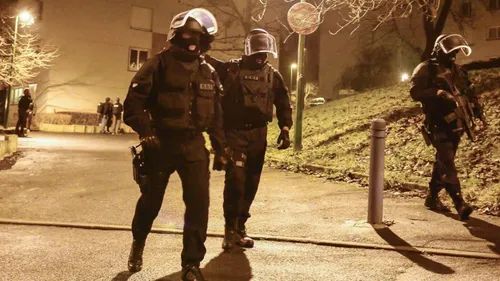 Chasse à l'homme à Charleville-Mézières