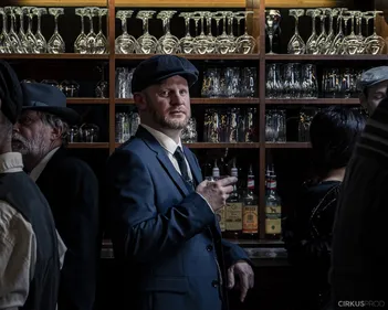 Pour son dernier clip, un chanteur rémois s'inspire de l'univers de...