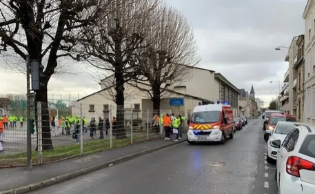Quartier bouclé après un incendie