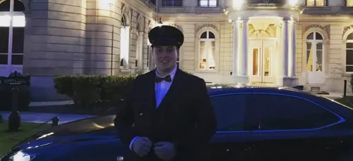 Un groom dans le zoom