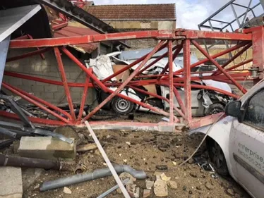 Chute d'une grue, les premières images