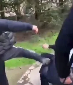 Trois jeunes en garde à vue après une agression diffusée sur les...