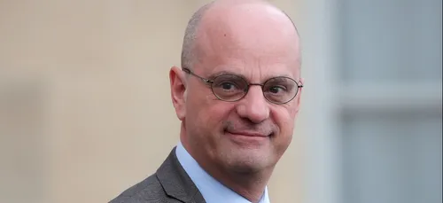 Départements confinés : les classes fermeront dès le premier cas de...