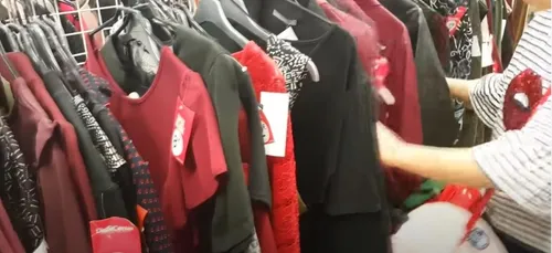 Des emplois avant les soldes