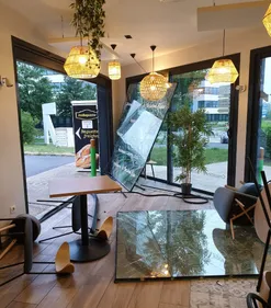 Une boulangerie attaquée à la voiture-bélier