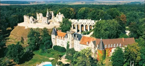 Le château de Fère recrute