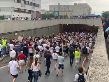 Sixième samedi de manifestations