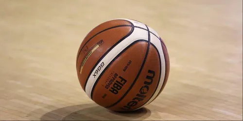 Le Champagne Basket au repos forcé