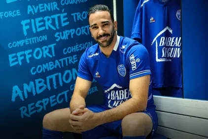 Adil Rami, « encore trop court pour pouvoir jouer »