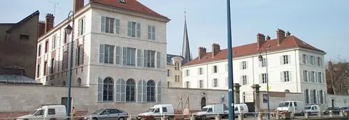 A Troyes, un hôtel haut de gamme à la place de la gendarmerie