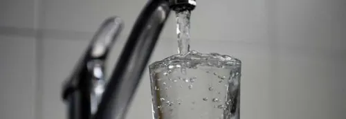 Vérifiez la qualité de l'eau du robinet de votre commune !