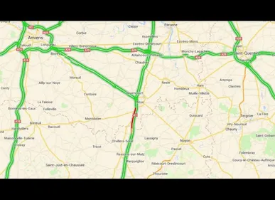 Roye : collision entre un camion et plusieurs voitures sur l'A1