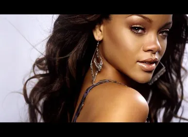 Rihanna en plein concert au Grand Stade de Lille: son coup de...