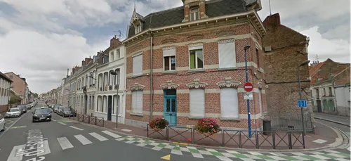 Douai : 470 pieds de cannabis découverts dans une maison du...