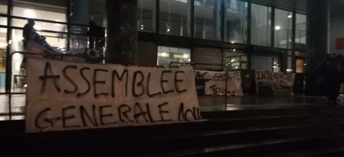Les étudiants manifestent à la faculté de Droit de Lille