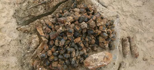 674 grenades et 8 obus neutralisés à Oye-Plage