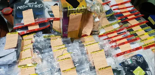 Prison avec sursis pour un vendeur de faux maillots de foot