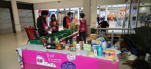 La collecte nationale des Restos du Coeur commence aujourd'hui