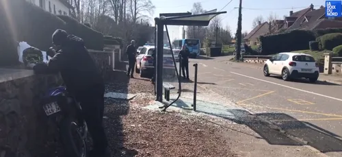 Achicourt : un jeune motard percute violemment un abribus
