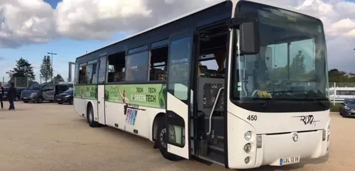 Un bus de supporters du LOSC caillassé à Lyon