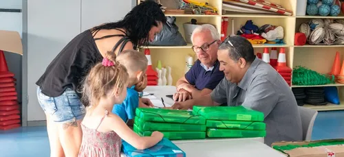 Lens : distribution des kits scolaires jusqu'à vendredi