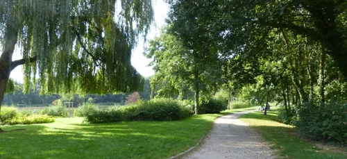 Amiens : le corps d'une femme repêché dans un bassin du Parc de La...
